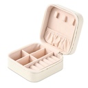 Accessories organizer box/ علبة تنظيم الاكسسوارات