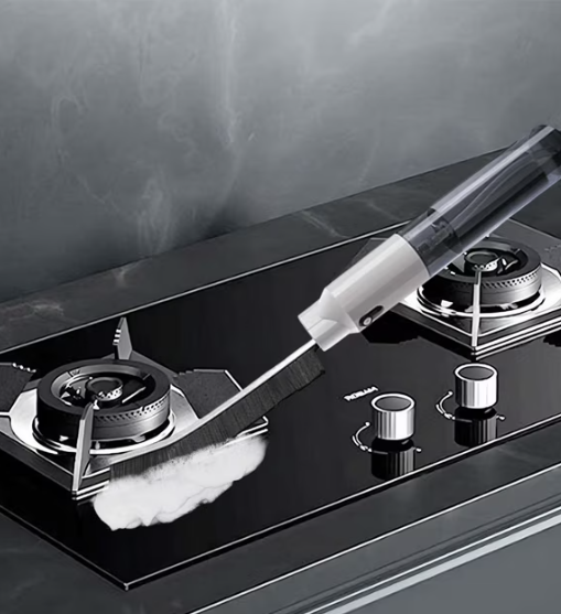 Gap Brush With Spray Bottle /فرشاة تنظيف الاماكن الضيقة مع زجاجة رذاذ