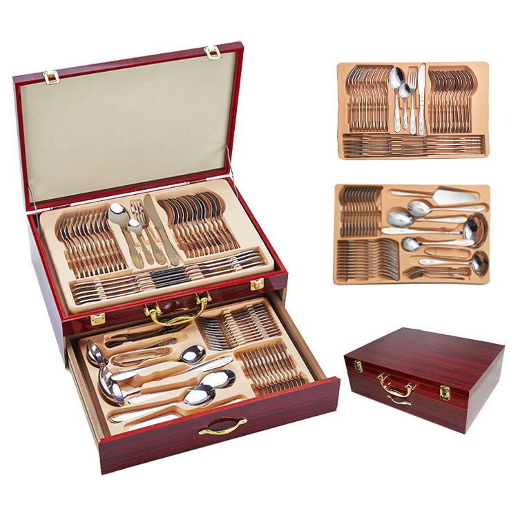 Golden Heart Design High Quality Stainless Steel 72-Piece Cutlery Set with Box/طقم أدوات مائدة فاخر من الفولاذ المقاوم للصدأ عالي الجودة بتصميم قلب ذهبي، يتكون من 72 قطعة مع العلبة..