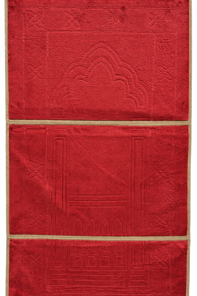 PRAYER MAT/سجادة الصلاة