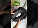 Stuffable travel neck pillow with hood\وسادة رقبة قابلة للحشو للسفر مع غطاء للرأس
