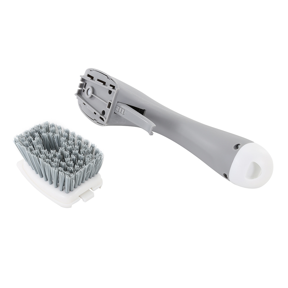 CLEAING BRUSH/فرشاة التنظيف