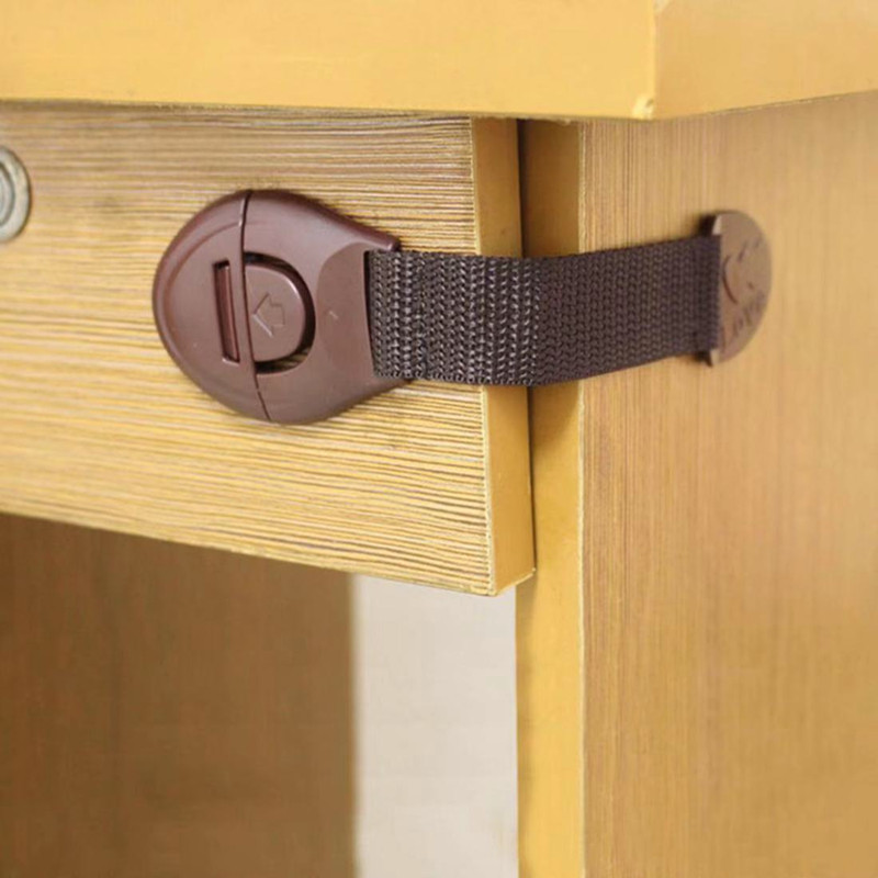 CLOTH BELT LOCK / قفل الأدراج عن الأطفال