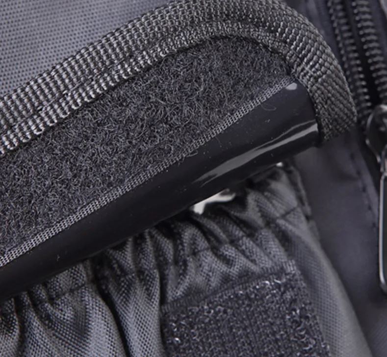 COSMETIC BAG/حقيبة مستحضرات التجميل