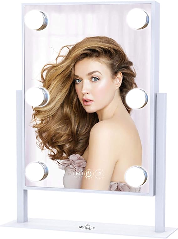 COSMSTIC MIRROR/مرآة 360 درجة مع ليد