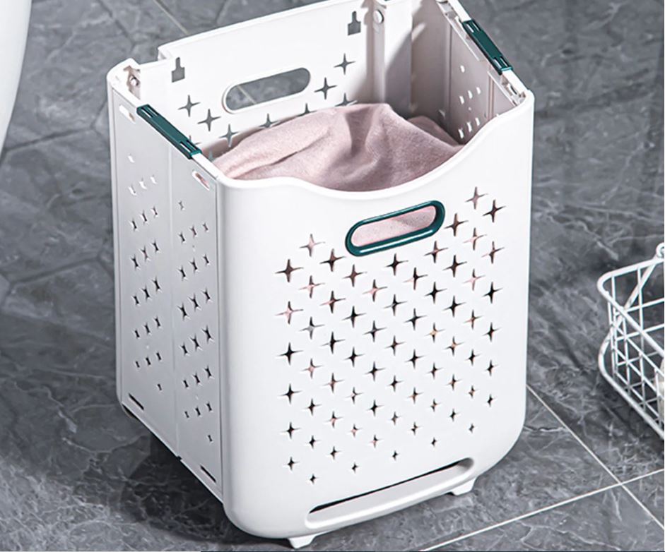 Clothes Basket / سلة الملابس