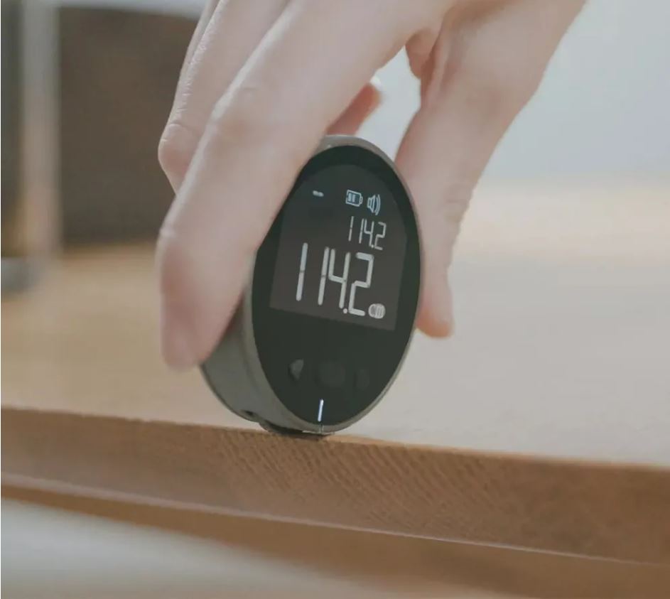 DIGITAL MEASURMENT TOOL / أداة القياس الإلكترونية