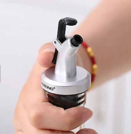 DOUBLE OIL BOTTLE / زجاجتين زيت 500 مل