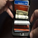 E-CHARGE WALLET/محفظة مع باور بانك