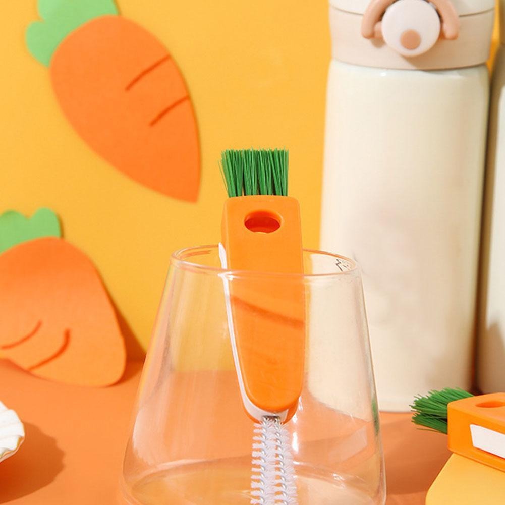 3 IN 1 CLEANING BRUSH / فرشاة التنظيف متعددة الاستخدام