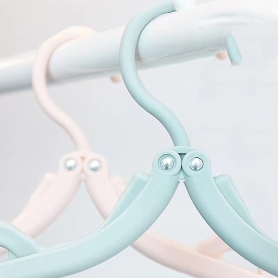 FOLDING CLOTHES HANGER / علاقة الملابس القابلة للطي