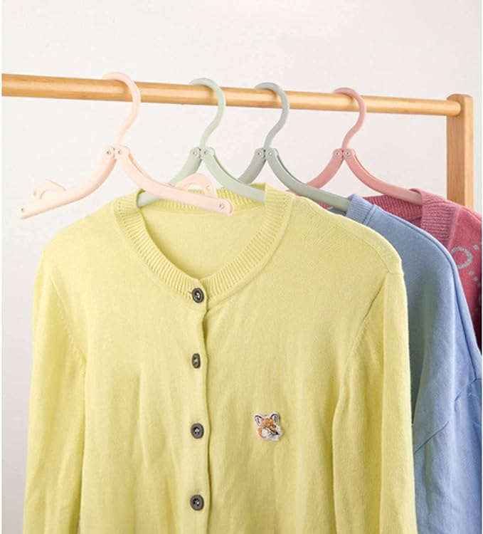 FOLDING CLOTHES HANGER / علاقة الملابس القابلة للطي