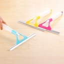 GLASS CLEANING BRUSH/ ممسحة تنظيف الزجاج