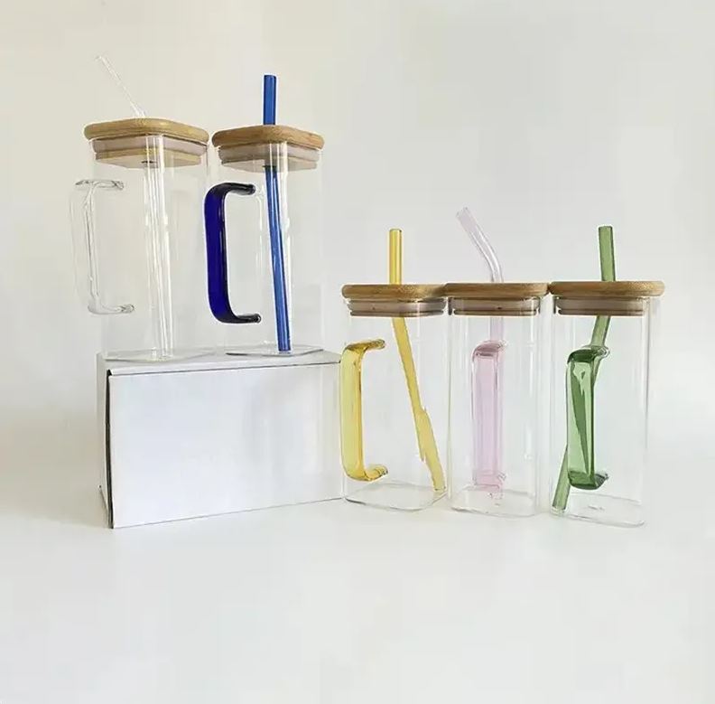GLASS CUP WITH STRAW/ كأس زجاجي مع غطاء