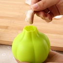 Garlic Peeler / مقشرة الثوم
