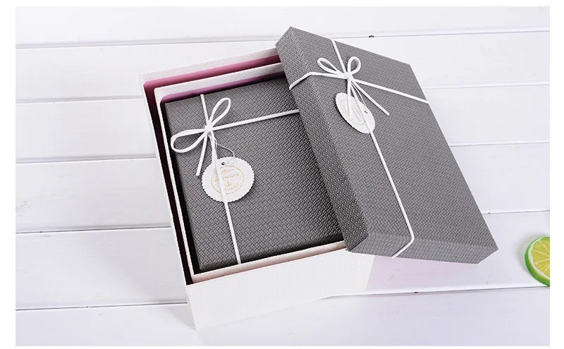 Gift Box/صندوق الهداية