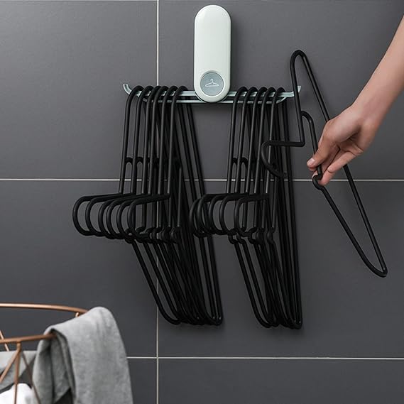 HANGER STORAG/علاقة الملابس والأغراض