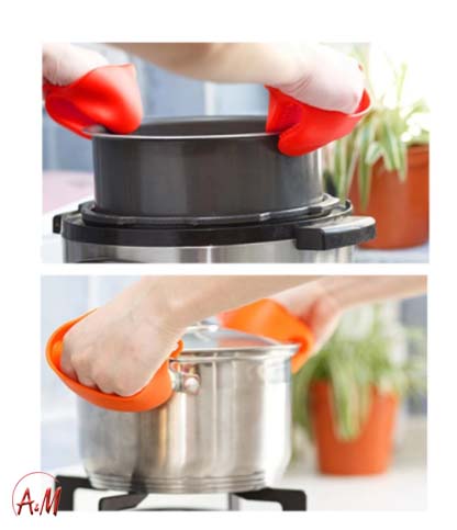 Kitchen Silicone Heat Resistant Gloves Clips/ قفازات مقاومة للحرارة من السيليكون