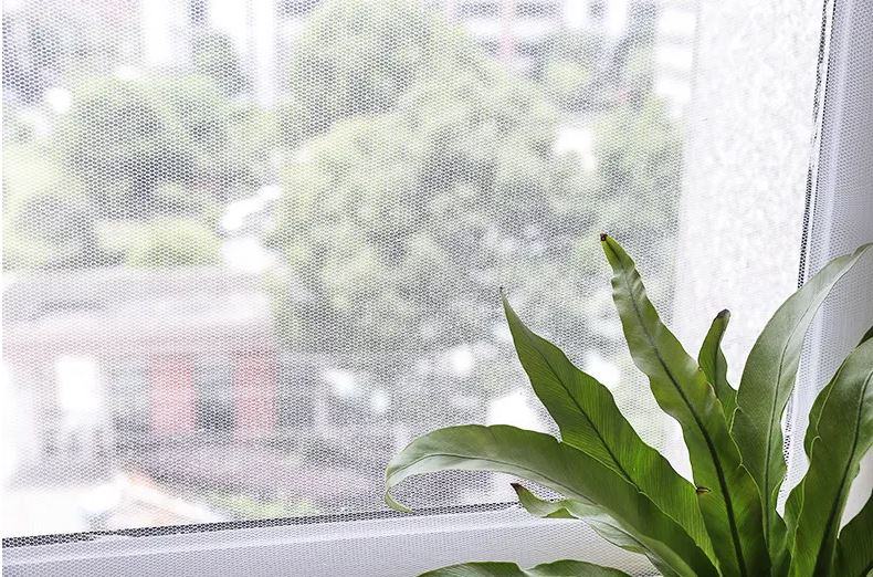 MAGNETIC MOSQUITO NET/شبك النوافذ المغناطيسي