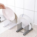 Organizer dishes and lids/منظم الصحون والأغطية
