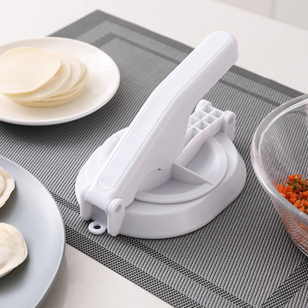 PLASTIC TORTILLA PRESS / أداة فرد العجين