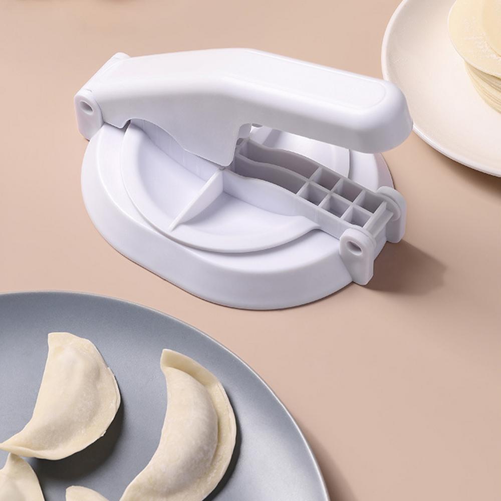 PLASTIC TORTILLA PRESS / أداة فرد العجين
