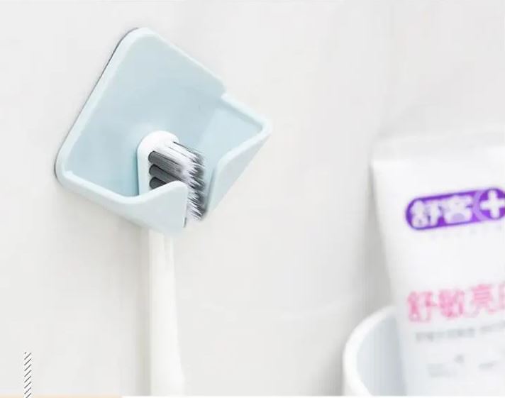 PLUG HOLDER/علاقة الأسلاك