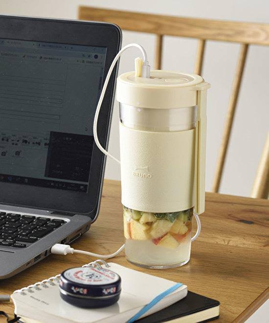 PORTABLE JUICER / خلاط محمول