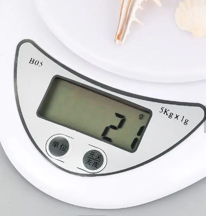 Plastic food scale/ميزان الاكل بلاستيك