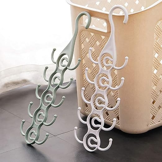 SCARF HANGER/علاقة الوشاح