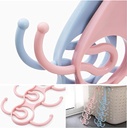 SCARF HANGER/علاقة الوشاح
