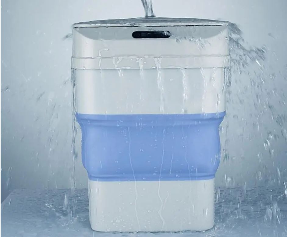 SENSOR FOLDABLE TRASH CAN/سلة القمامة القابلة للطي بالمستشعر