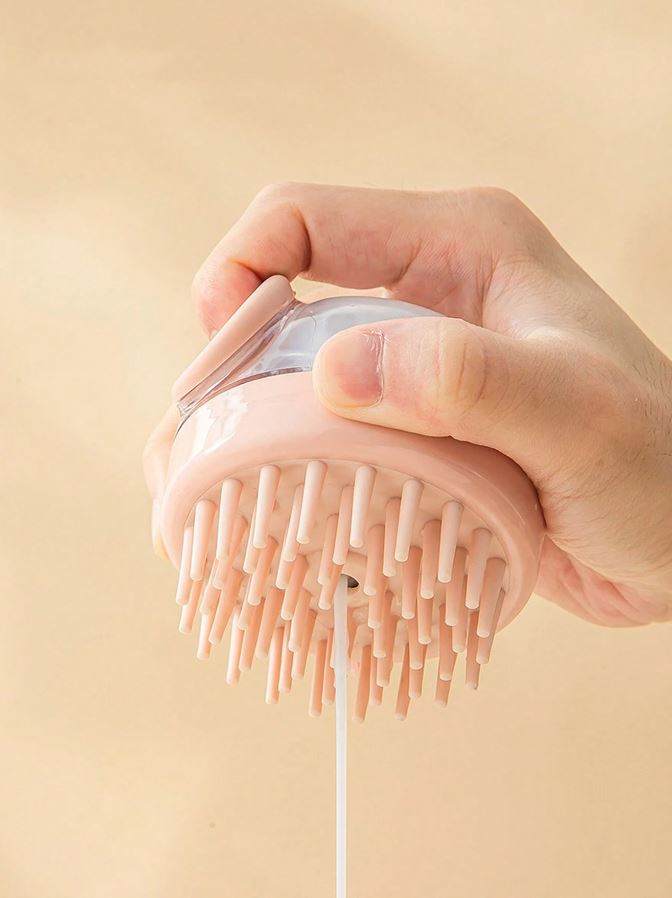 SHAMPOO COMB BRUSH / فرشاة الاستحمام
