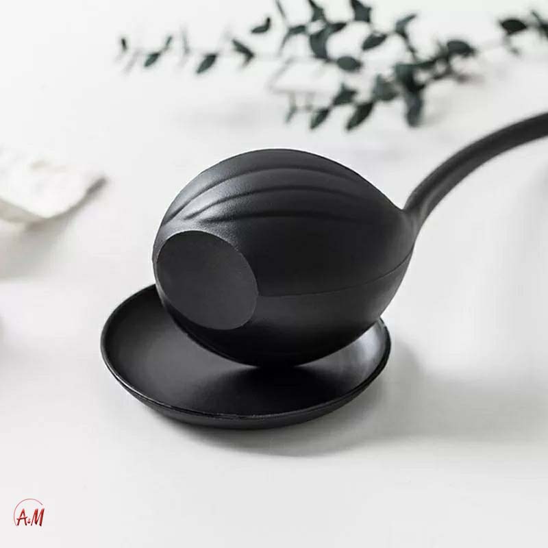 SPOON WITH HOLDER/معلقة الشوربة مع قطعه للتثبيت