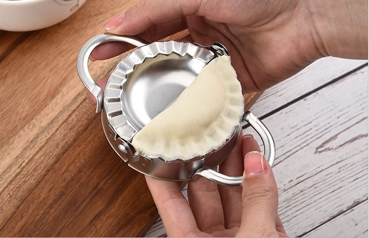 STAINLESS STEEL PASTRY MAKER BIG/ صانعة الفطائر ستانستيل الحجم الكبير