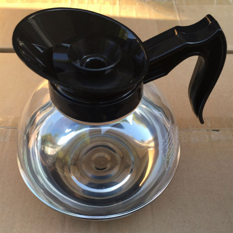 TEA POT / إبريق الشاي
