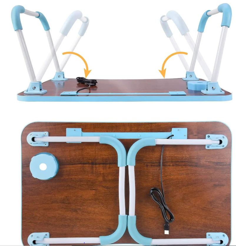 The Study Table/طاولة الدراسة
