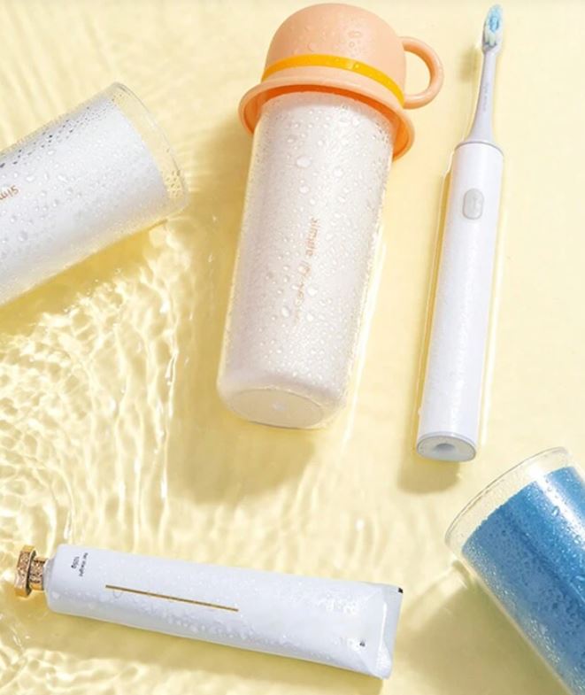 Toothbrush Cup / كوب فرشاة الأسنان والمعجون