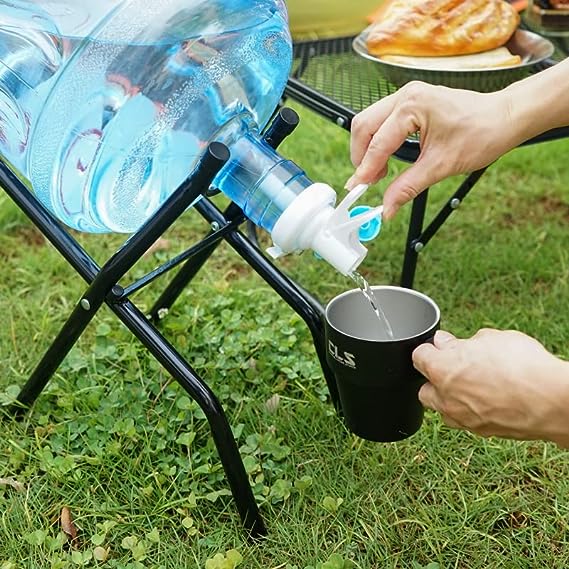 WATER BOTTLE STAND/ستاند علبة المياه