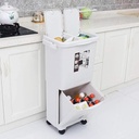 Wheeled trash can/سلة المهملات بالعجلات