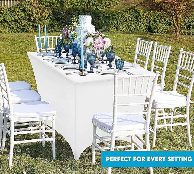  White Table Cover/ غطاء الطاولة الأبيض 
