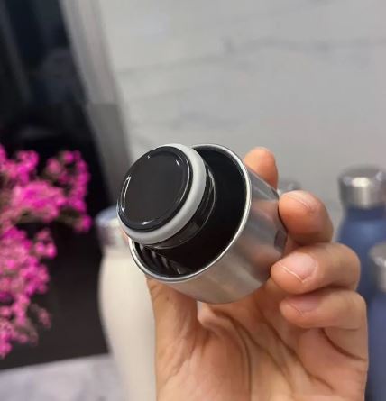 BIG VACUM FLASK 1800ml / علبة المياه الكبيرة 1800 مل