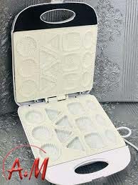 KANOOD CAKE MAKER/صانعة الكيك والمعمول من كنود