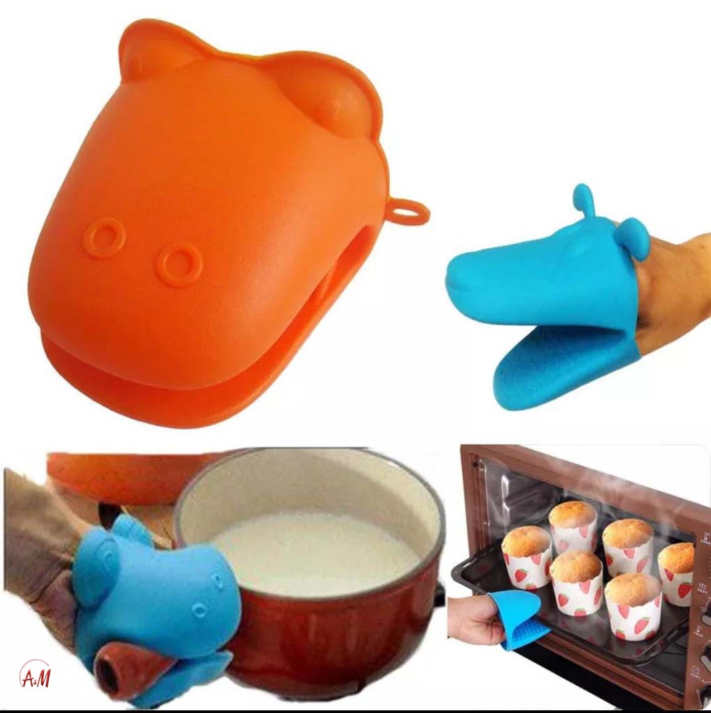 Kitchen Silicone Heat Resistant Gloves Clips/ قفازات مقاومة للحرارة من السيليكون