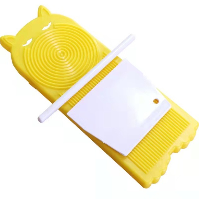 Macaroni Pasta Maker Plastic Board / لوح بلاستيكي لصنع المعكرونة
