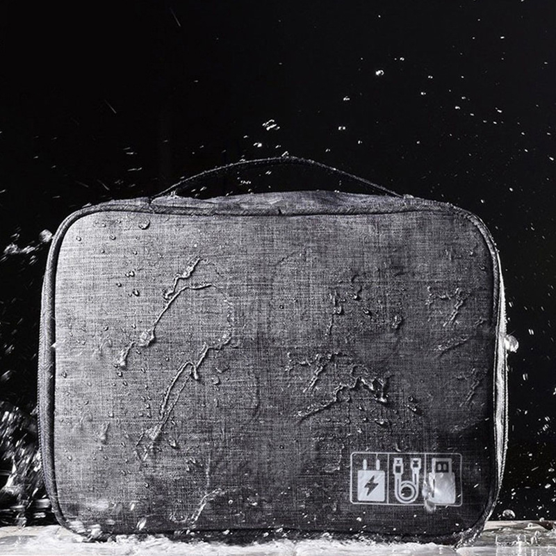 Travel Digital Bag / حقيبة الاغراض للسفر