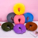 U-SHAPED NECK PILLOW/ وسادة الرقبة