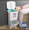 Wheeled trash can/سلة المهملات بالعجلات