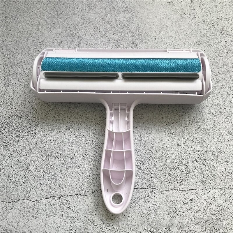 lint brush for removing animal hair/فرشاة الوبر لإزالة شعر الحيوانات