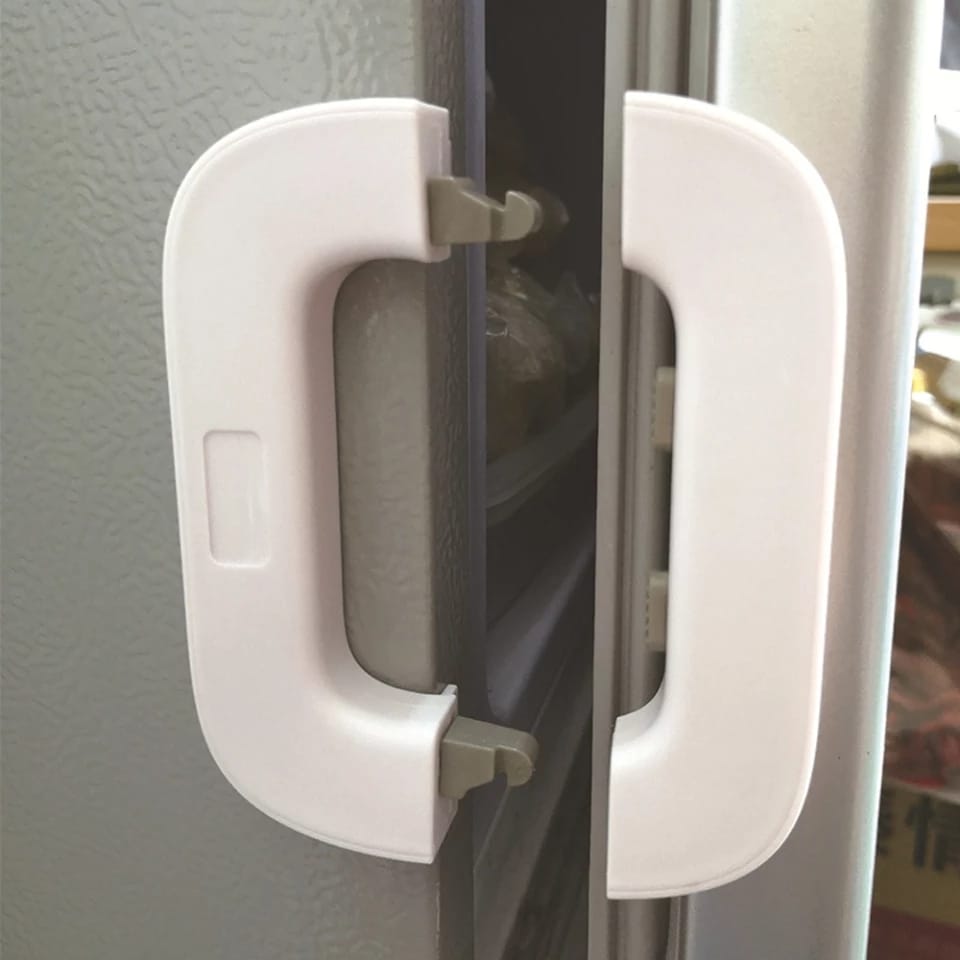 FRIDGE LOCK / قفل الثلاجة